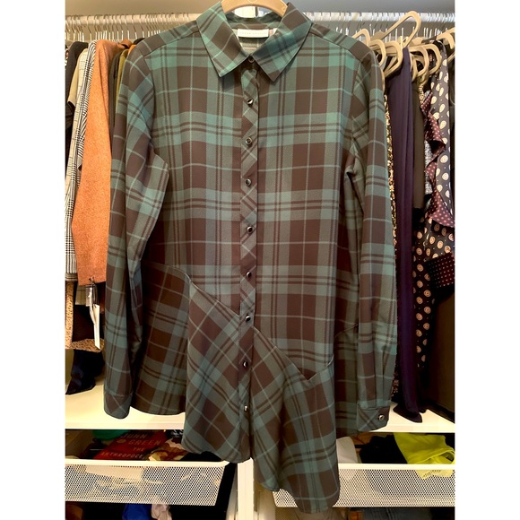 New Susan Graver Plaid Silky Asymmetrical Blouse - Picture 3 of 12